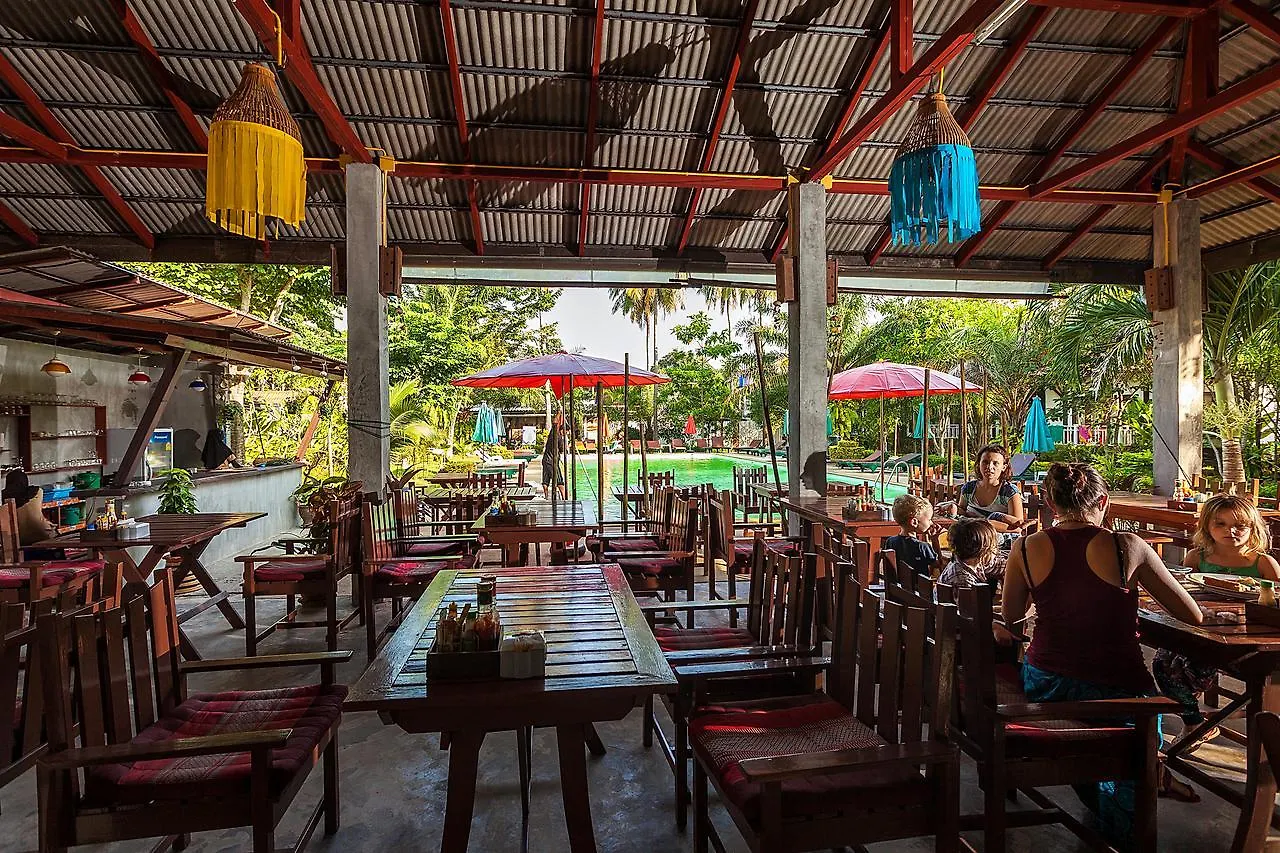 Lanta Klong Nin Beach Resort Ko Lanta 3*,