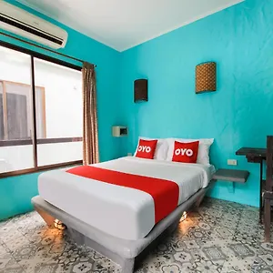 Oyo 1103 Pirates House 2* Phi Phi Don