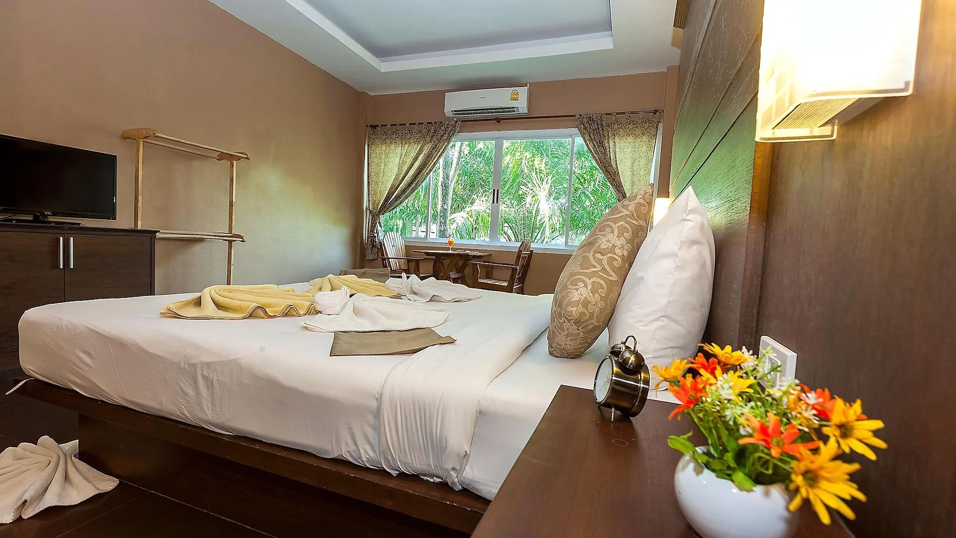 Lanta Klong Nin Beach Resort Koh Lanta 3*,