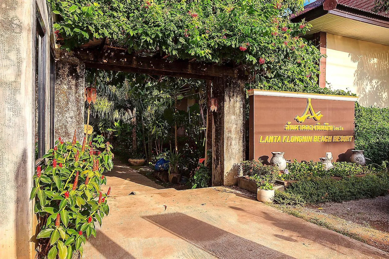 Lanta Klong Nin Beach Resort Koh Lanta