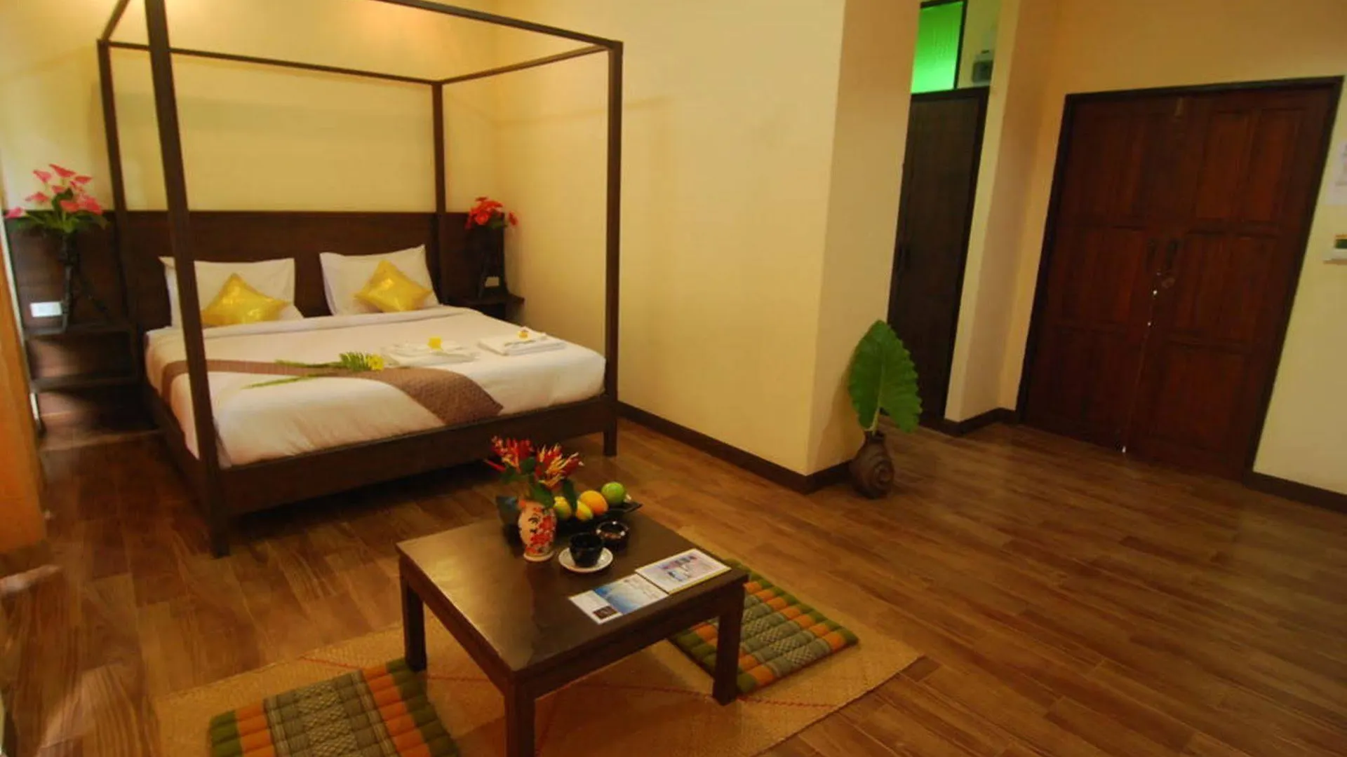 Lanta Klong Nin Beach Resort Koh Lanta