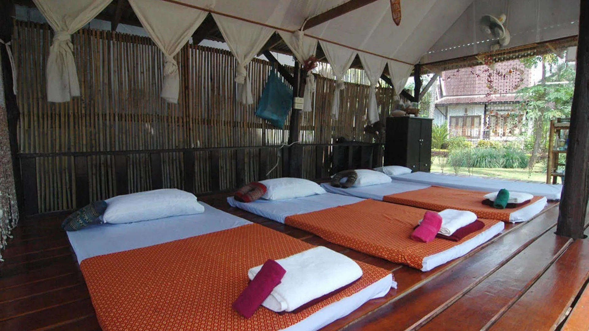 Lanta Klong Nin Beach Resort Koh Lanta